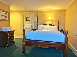 The Winthrop Arms Hotel And Restaurant