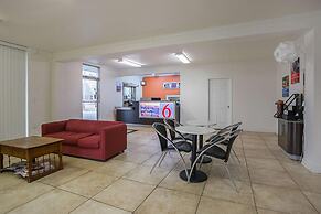 Motel 6 Brinkley, AR