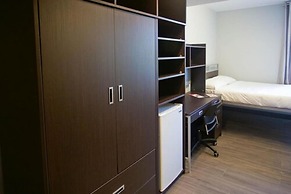 Queen's University - David C. Smith House - Campus Accommodation