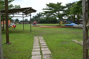 L'Aquarius Marina 2000