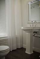 Plantation House Bed & Breakfast