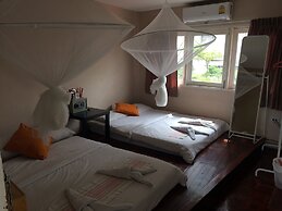 VX The Fifty - Hostel