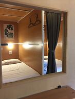 VX The Fifty - Hostel