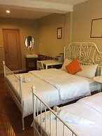 VX The Fifty - Hostel