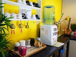 VX The Fifty - Hostel