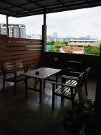 VX The Fifty - Hostel