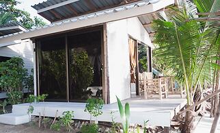 Haad Chao Phao Resort