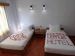 Golden Lotus Inle Hotel