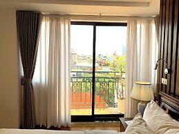 Singita Classy Boutique Hotel