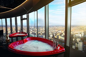 Apartments in Sky Tower with Bathtub near the window