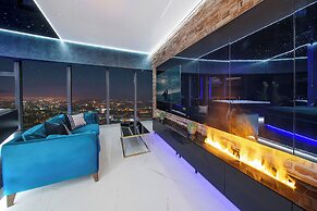 Apartments in Sky Tower with Bathtub near the window