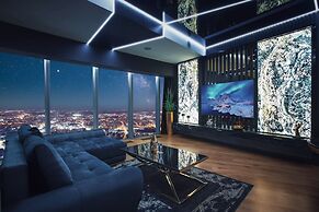 Apartments in Sky Tower with Bathtub near the window