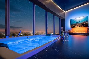 Apartments in Sky Tower with Bathtub near the window