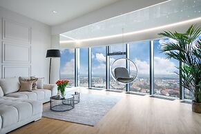 Apartments in Sky Tower with Bathtub near the window