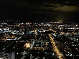 Apartments in Sky Tower with Bathtub near the window