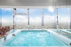 Apartments in Sky Tower with Bathtub near the window