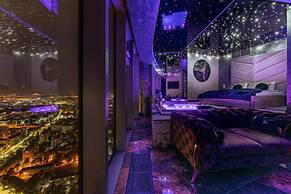 Apartments in Sky Tower with Bathtub near the window