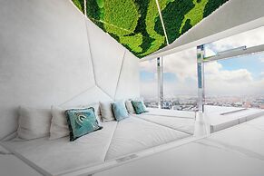 Apartments in Sky Tower with Bathtub near the window