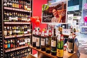 Apartments in Sky Tower with Bathtub near the window