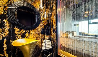 Apartments in Sky Tower with Bathtub near the window