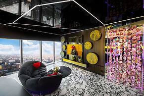 Apartments in Sky Tower with Bathtub near the window