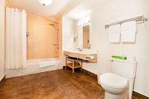 Auberge sous Les Arbres