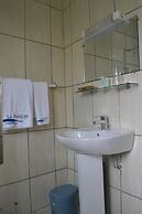 Hôtel La Falaise Bonanjo