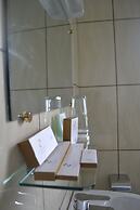 Hôtel La Falaise Bonanjo