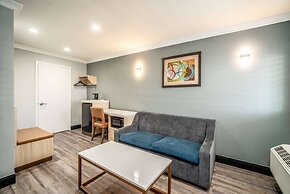 Travelodge Inn & Suites by Wyndham Bell Los Angeles Area