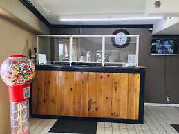 Bear Mount Inn & Suites