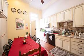 Auberge Nouvelle Orleans Hostel