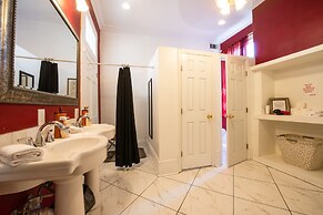 Auberge Nouvelle Orleans Hostel