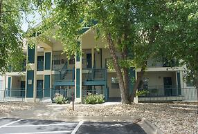 Romantic Branson Condo