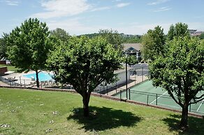 Romantic Branson Condo