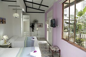 Posada Las Bromelias