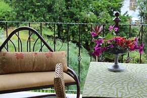 Posada Las Bromelias