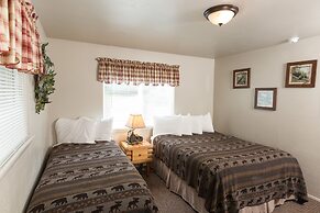 Morrison's Rogue River Lodge