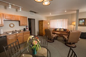 Morrison's Rogue River Lodge