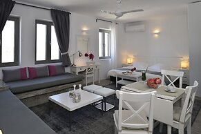 Naoussa Hills Boutique Resort - Adults Only