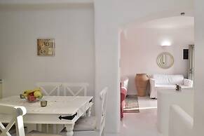 Naoussa Hills Boutique Resort - Adults Only