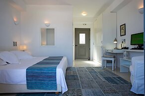 Naoussa Hills Boutique Resort - Adults Only