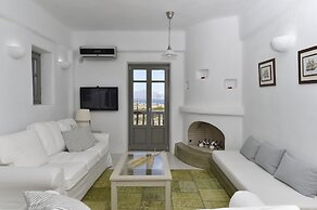 Naoussa Hills Boutique Resort - Adults Only