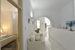 Naoussa Hills Boutique Resort - Adults Only