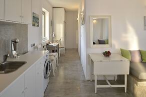 Naoussa Hills Boutique Resort - Adults Only