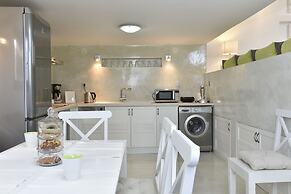 Naoussa Hills Boutique Resort - Adults Only