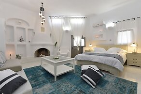 Naoussa Hills Boutique Resort - Adults Only