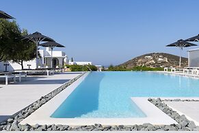 Naoussa Hills Boutique Resort - Adults Only