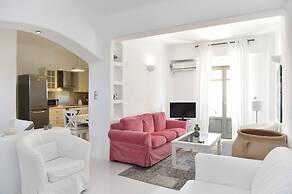 Naoussa Hills Boutique Resort - Adults Only