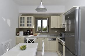 Naoussa Hills Boutique Resort - Adults Only