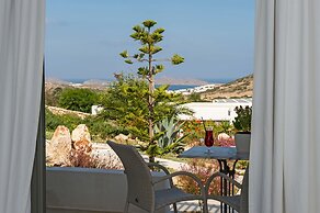 Naoussa Hills Boutique Resort - Adults Only